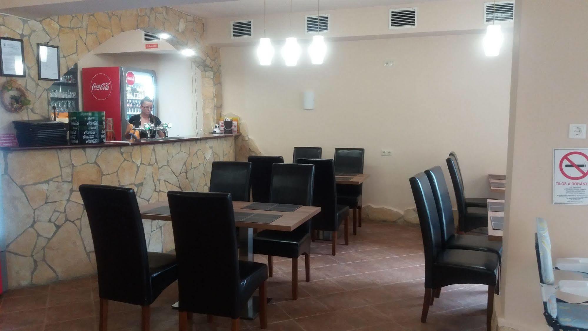 Siesta Club Apartman Harkány Exteriér fotografie