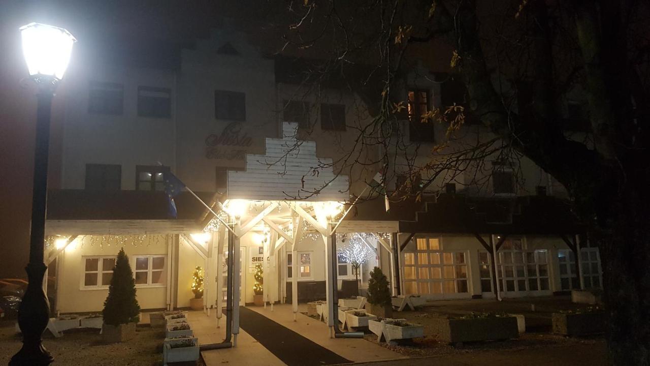Siesta Club Apartman Harkány Exteriér fotografie