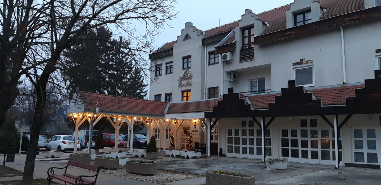 Siesta Club Apartman Harkány Exteriér fotografie